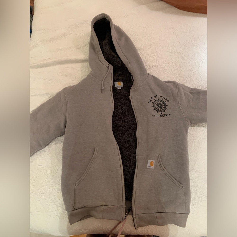 EXTREMELY WARM carhartt men's small sweatshirt (women's small or medium fit)